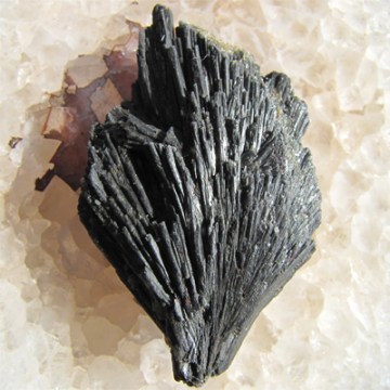 klkyanite-032